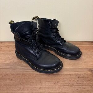 DR MARTENS Womens Black Leather Ankle Boots Size 5 Classic‎ Combat Moto Casual